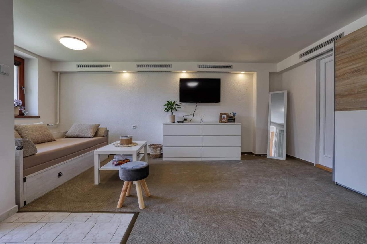 Apartman U Peciho Бела-под-Прадедем Экстерьер фото